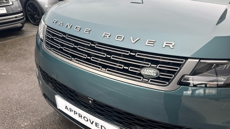 Land Rover Range Rover Sport 3.0 P440e SE 5dr Auto Estate